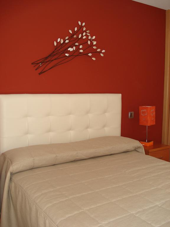 Apartamentos Monte Hernanz Riaza Δωμάτιο φωτογραφία