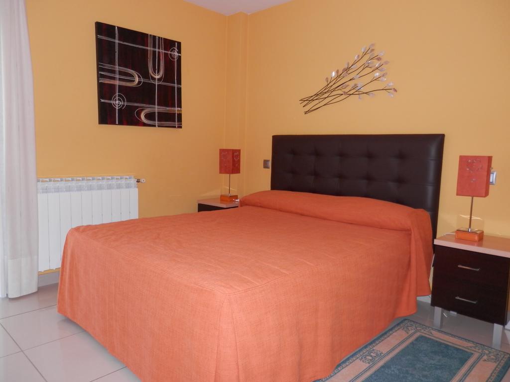 Apartamentos Monte Hernanz Riaza Εξωτερικό φωτογραφία