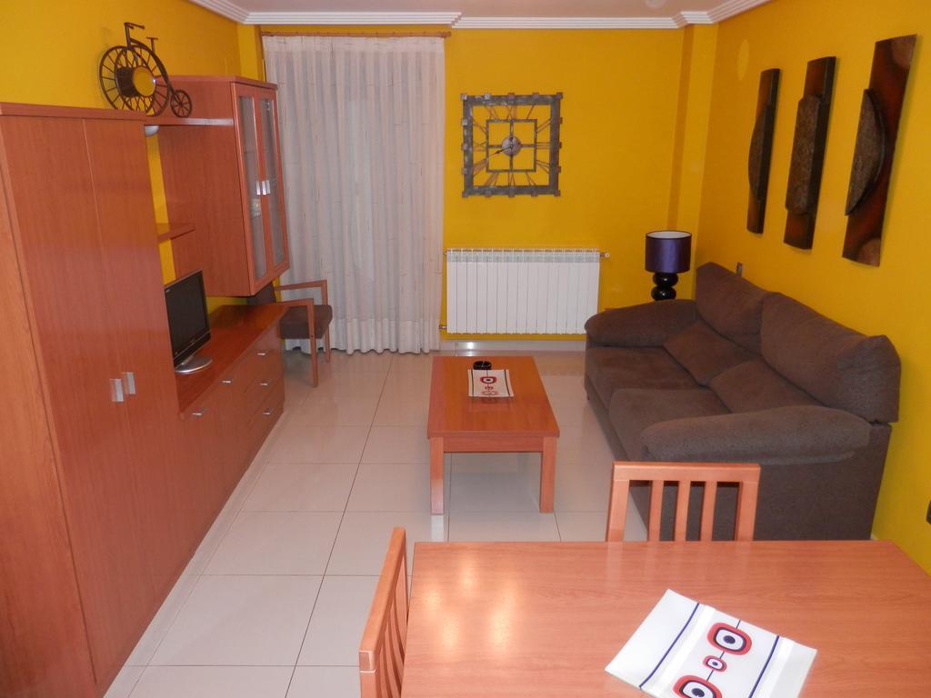 Apartamentos Monte Hernanz Riaza Εξωτερικό φωτογραφία
