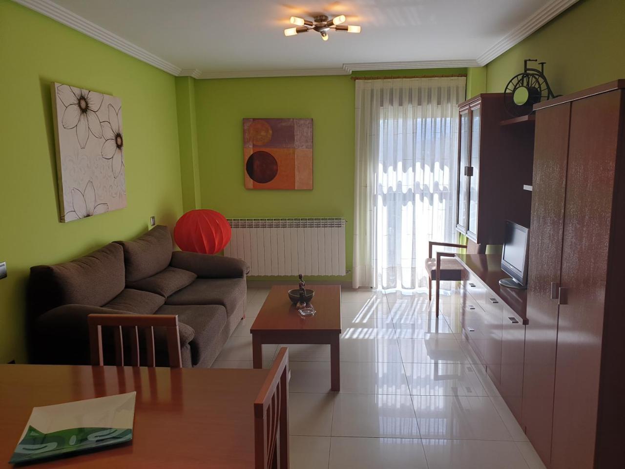Apartamentos Monte Hernanz Riaza Εξωτερικό φωτογραφία