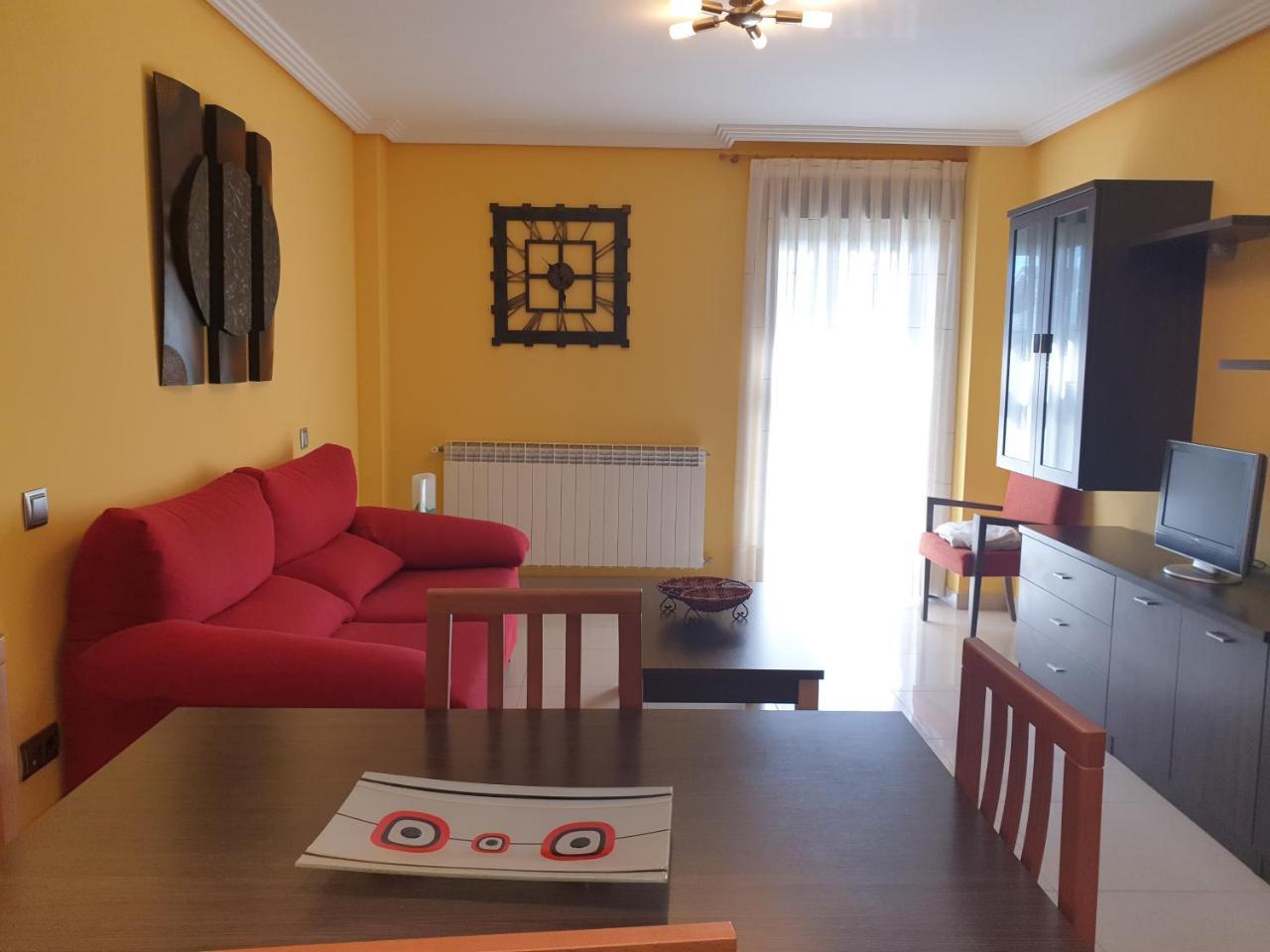 Apartamentos Monte Hernanz Riaza Εξωτερικό φωτογραφία