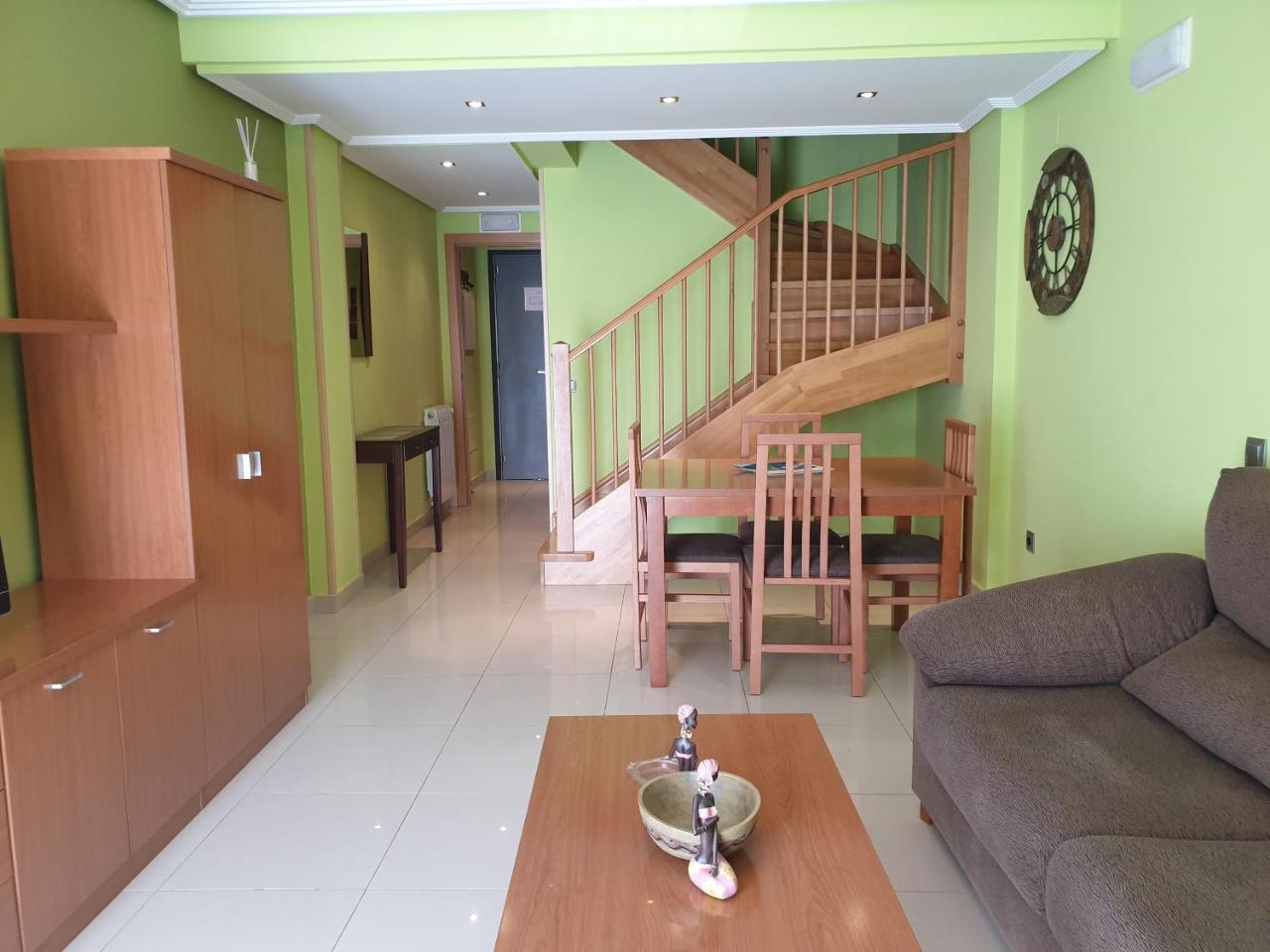 Apartamentos Monte Hernanz Riaza Εξωτερικό φωτογραφία